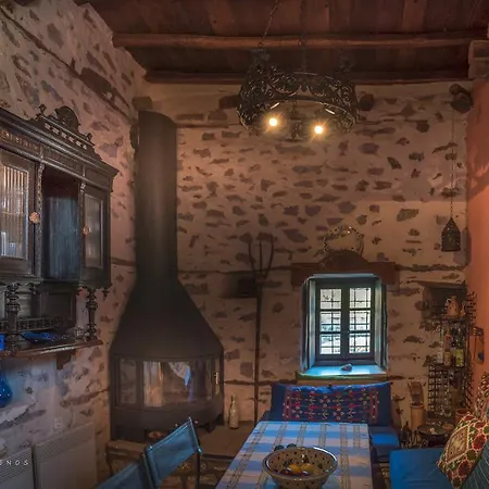 Urania Traditional Stone House Villa Pinakátai