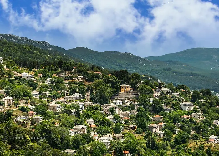 Urania Traditional Stone House * Pinakátai