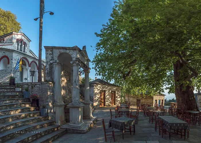 Urania Traditional Stone House *